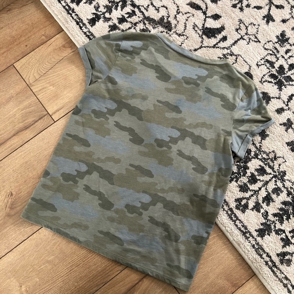 AE camo embroidered t-shirt S - Picture 2 of 8
